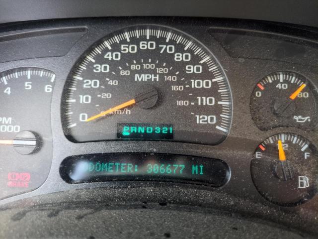 Photo 9 from auction – 2005 CHEVROLET SILVERADO with VIN 2GCEK13T151200957
