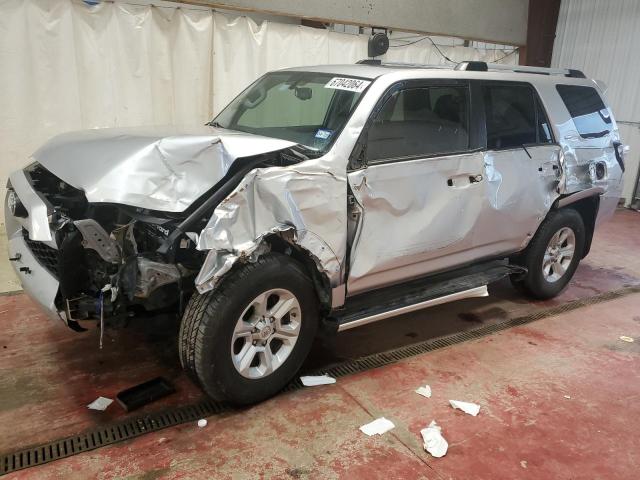 TOYOTA 4RUNNER SR 2019 with VIN JTEZU5JR0K5206037 - Photo from auction