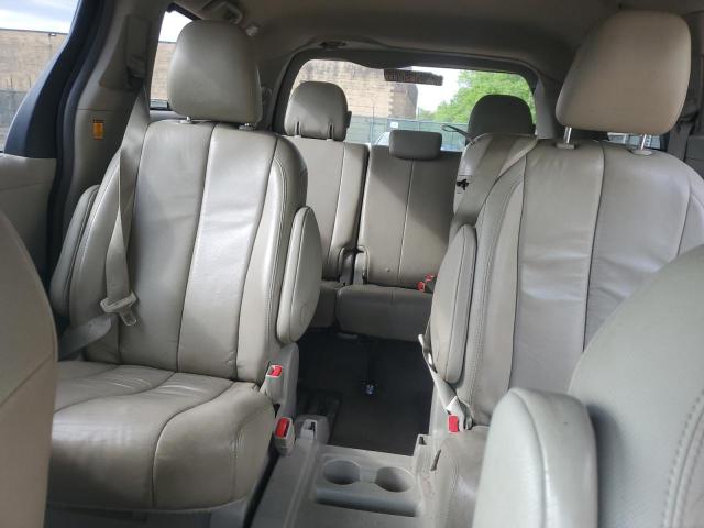 Photo 10 from auction – 2013 TOYOTA SIENNA XLE with VIN 5TDYK3DC7DS351042