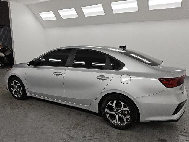 Photo 2 from auction – 2020 KIA FORTE FE with VIN 3KPF24AD5LE230867