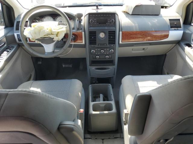 Photo 8 from auction – 2008 CHRYSLER TOWN & COU with VIN 2A8HR54P08R758069