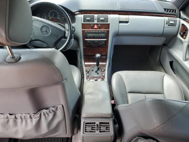 Photo 8 from auction – 1997 MERCEDES-BENZ E 320 with VIN WDBJF55F9VA330720
