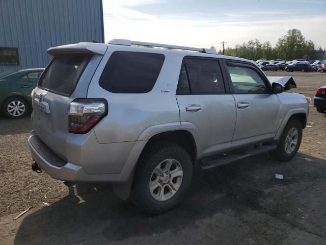 Photo 3 from auction – 2014 TOYOTA 4RUNNER SR with VIN JTEBU5JRXE5188572