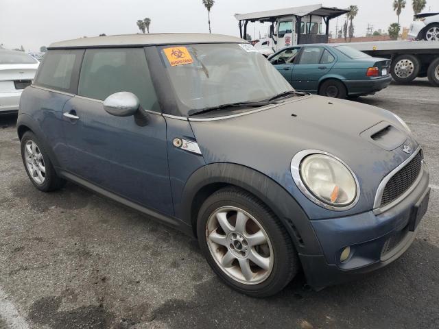 Снимка 4 от търг – 2010 MINI COOPER S с VIN WMWMF7C5XATZ69012