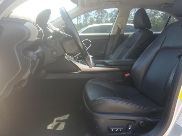 Photo 7 from auction – 2016 LEXUS IS 200T with VIN JTHBA1D2XG5022302