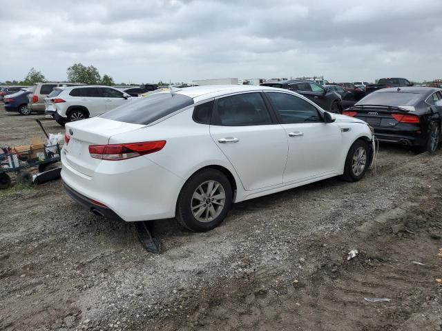 Photo 3 from auction – 2017 KIA OPTIMA LX with VIN 5XXGT4L37HG127437