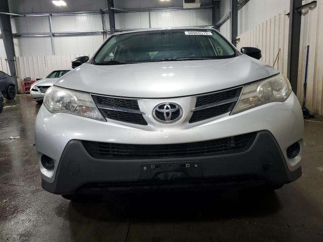 Photo 5 from auction – 2015 TOYOTA RAV4 LE with VIN JTMBFREV2FJ034833