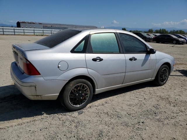 Photo 3 from auction – 2005 FORD FOCUS ZX4 with VIN 1FAFP34N85W215763