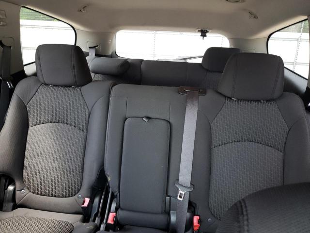 Photo 10 from auction – 2010 CHEVROLET TRAVERSE L with VIN 1GNLRFED2AS147905