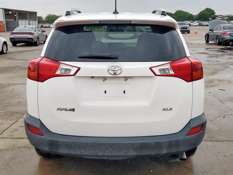 Photo 6 from auction – 2015 TOYOTA RAV4 XLE with VIN 2T3WFREV1FW133341