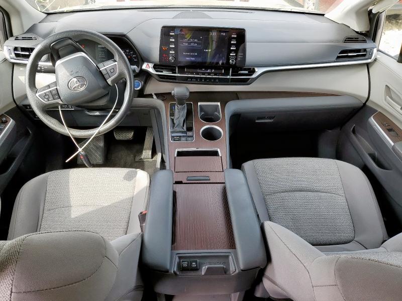 Photo 8 from auction – 2021 TOYOTA SIENNA LE with VIN 5TDKRKEC3MS045594