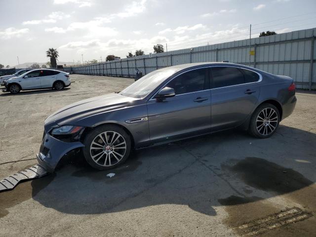 JAGUAR XF PRESTIG 2016 with VIN SAJBE4BV8GCY13204 - Photo from auction