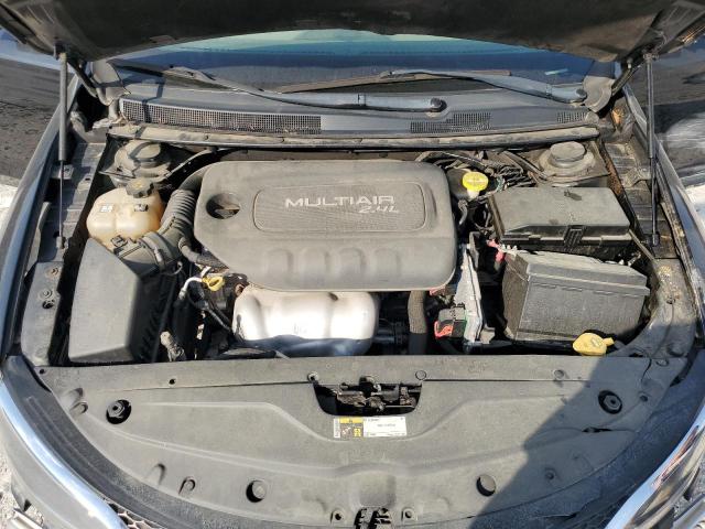 Photo 11 from auction – 2016 CHRYSLER 200 LIMITE with VIN 1C3CCCAB7GN161839