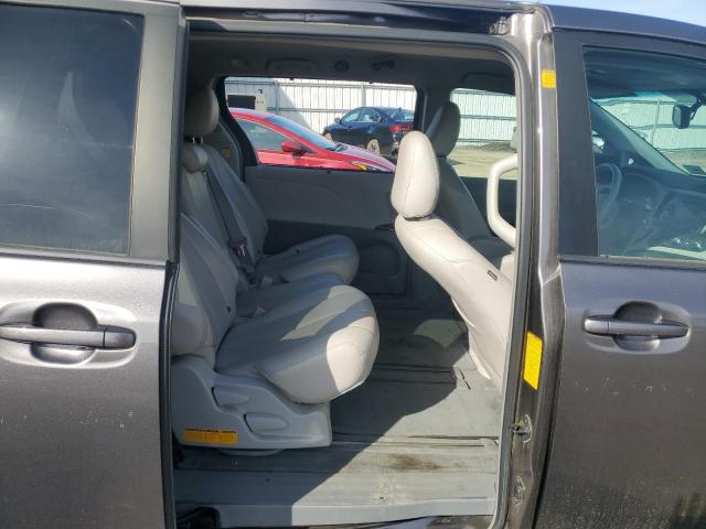 Photo 11 from auction – 2011 TOYOTA SIENNA LE with VIN 5TDKK3DC8BS036611