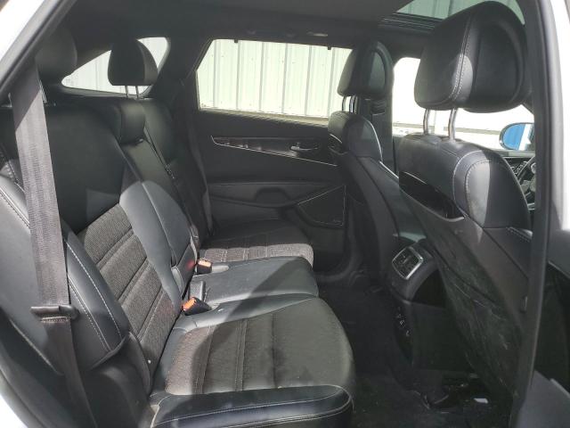 Photo 11 from auction – 2016 KIA SORENTO SX with VIN 5XYPKDA54GG183076