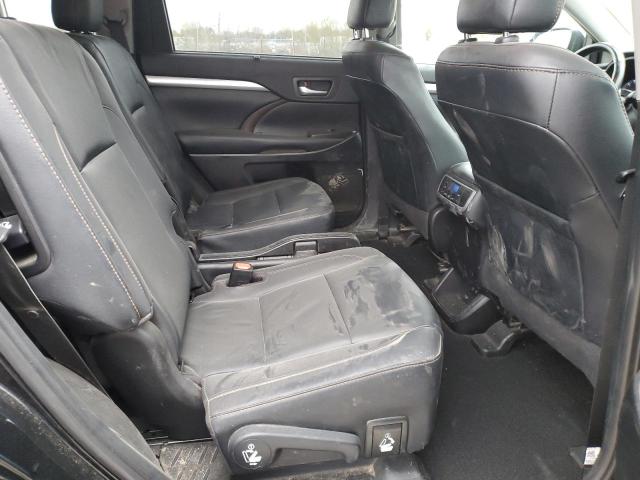 Photo 11 from auction – 2019 TOYOTA HIGHLANDER with VIN 5TDJZRFH9KS593045