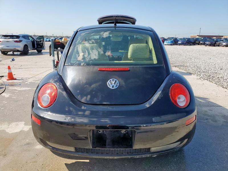 Photo 6 from auction – 2010 VOLKSWAGEN NEW BEETLE with VIN 3VWPW3AG2AM020594