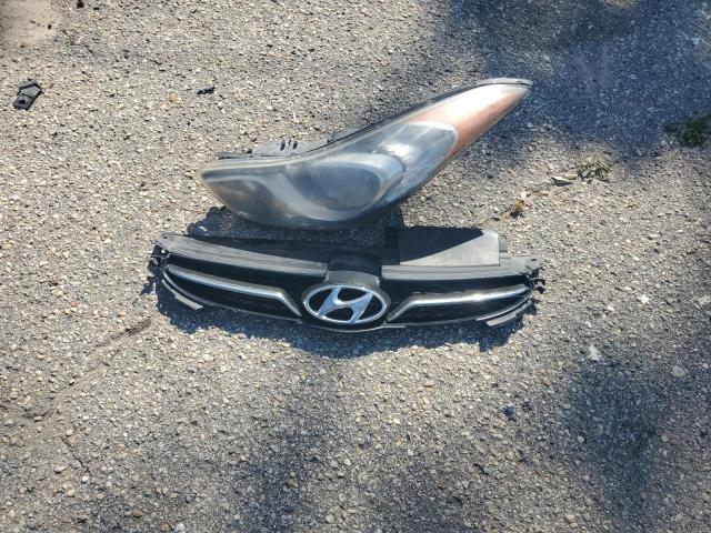 Photo 12 from auction – 2011 HYUNDAI ELANTRA GL with VIN KMHDH4AE2BU092277
