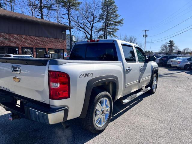 Снимка 4 от търг – 2012 CHEVROLET SILVERADO с VIN 1GCPKSE75CF229091
