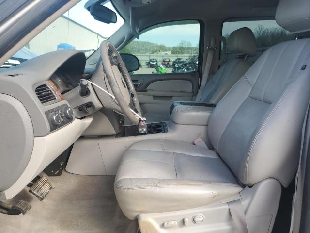 Photo 7 from auction – 2010 CHEVROLET AVALANCHE LT with VIN 3GNVKFE04AG134199