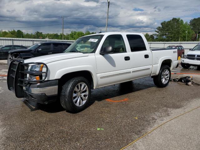 CHEVROLET SILVERADO 2005 with VIN 2GCEK13T551288153 - Photo from auction