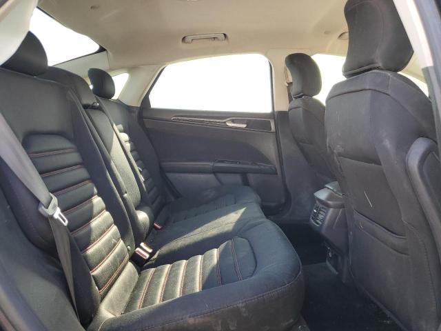 Photo 10 from auction – 2016 FORD FUSION SE with VIN 3FA6P0LUXGR131599