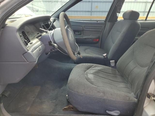 Photo 7 from auction – 2000 FORD CROWN VICT with VIN 2FAFP71W5YX167880