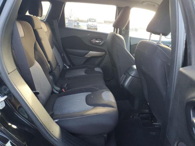 Photo 11 from auction – 2018 JEEP CHEROKEE L with VIN 1C4PJLCB8JD560885