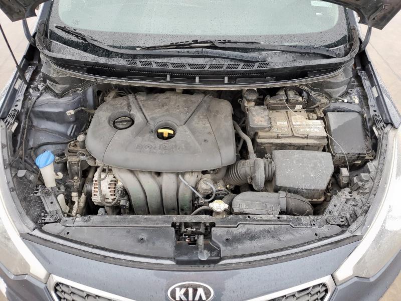 Photo 11 from auction – 2016 KIA FORTE LX with VIN KNAFX4A60G5608093