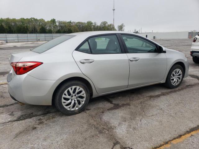 Photo 3 from auction – 2018 TOYOTA COROLLA with VIN 5YFBURHE8JP793394