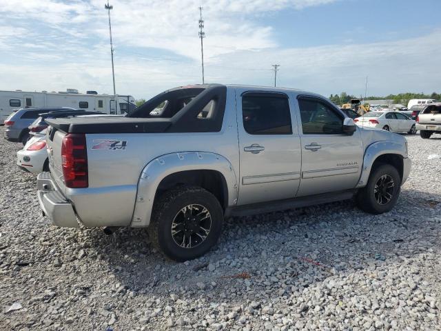 Photo 3 from auction – 2010 CHEVROLET AVALANCHE LT with VIN 3GNVKFE04AG134199