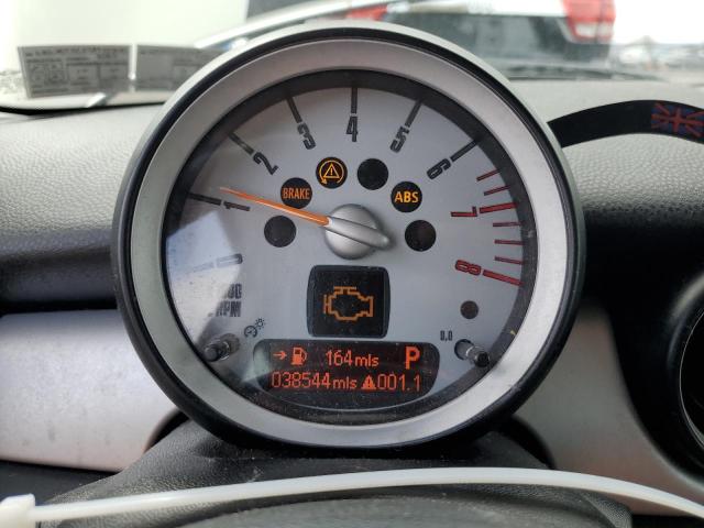 Снимка 9 от търг – 2010 MINI COOPER с VIN WMWMF3C51ATZ63088