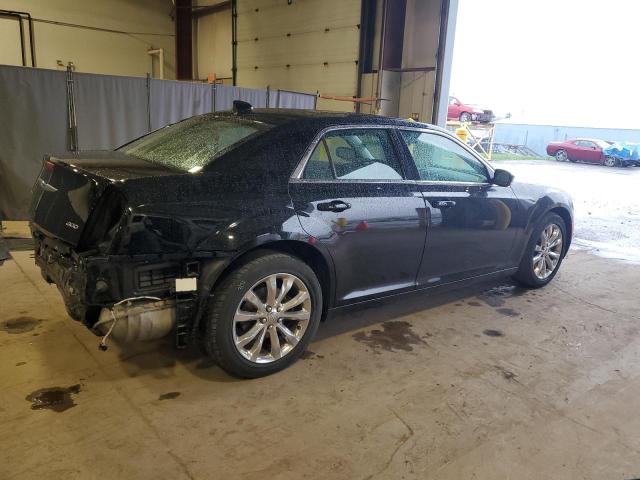 Photo 3 from auction – 2017 CHRYSLER 300 LIMITE with VIN 2C3CCARG7HH606885
