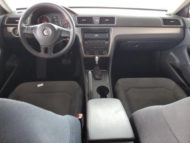 Photo 8 from auction – 2014 VOLKSWAGEN PASSAT S with VIN 1VWAT7A30EC082912