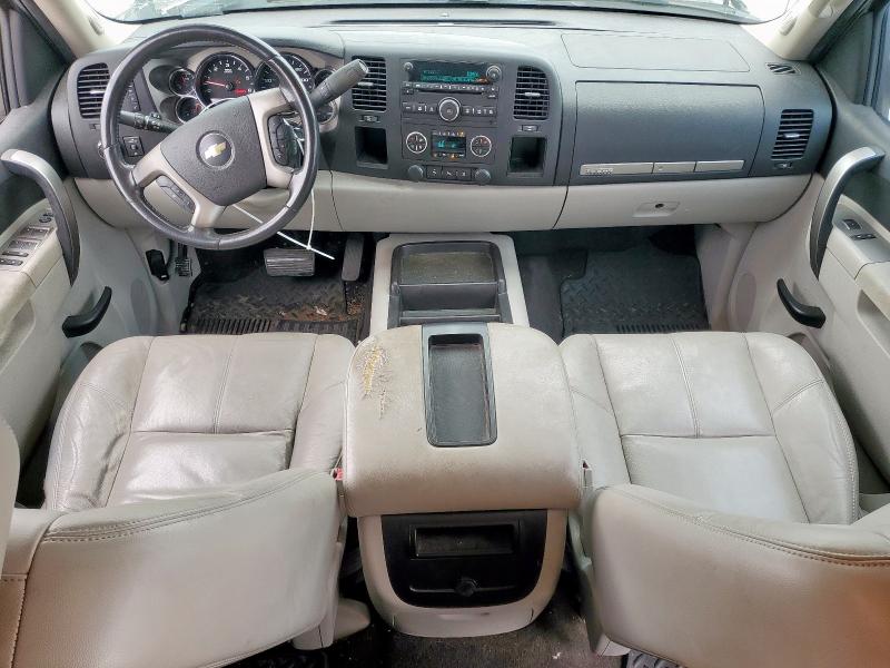 Photo 8 from auction – 2011 CHEVROLET SILVERADO with VIN 3GCPCSE06BG385931