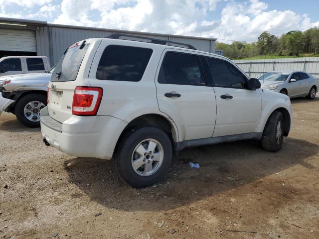 Photo 3 from auction – 2011 FORD ESCAPE XLT with VIN 1FMCU0DG2BKC30120