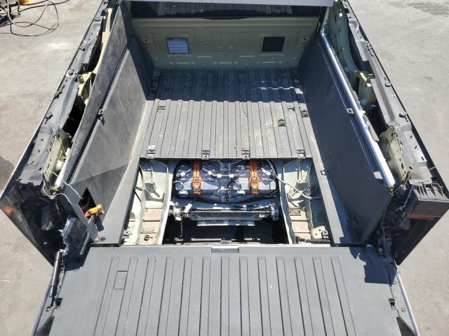 Photo 13 from auction – 2024 TESLA CYBERTRUCK with VIN 7G2CEHEEXRA017141