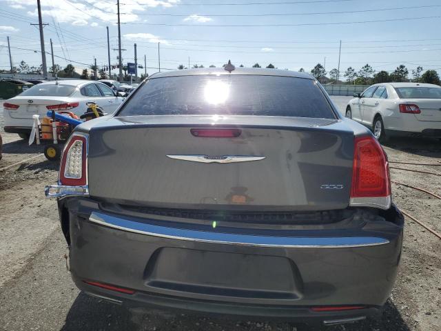 Photo 6 from auction – 2018 CHRYSLER 300 LIMITE with VIN 2C3CCAEG7JH136773
