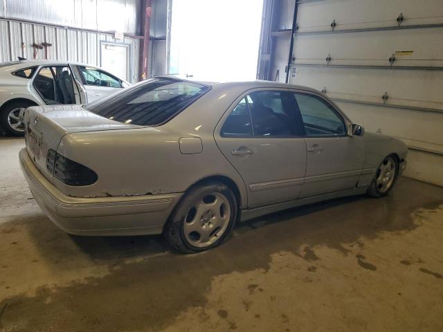 Photo 3 from auction – 2000 MERCEDES-BENZ E 430 with VIN WDBJF70J7YB142395