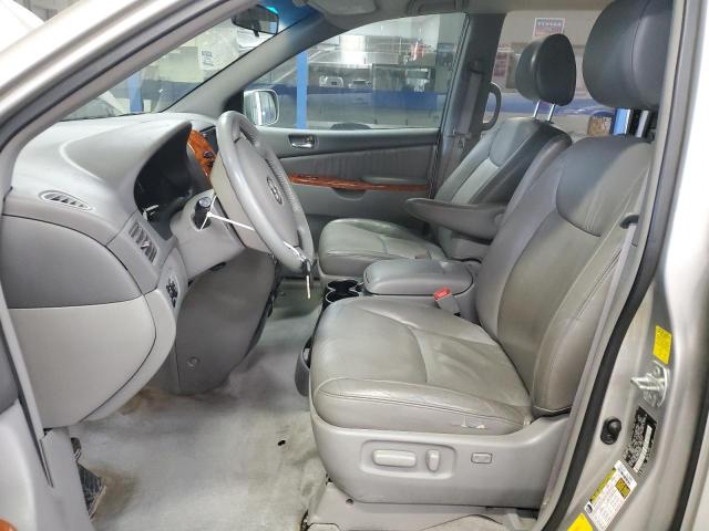 Photo 7 from auction – 2010 TOYOTA SIENNA XLE with VIN 5TDYK4CC0AS309461