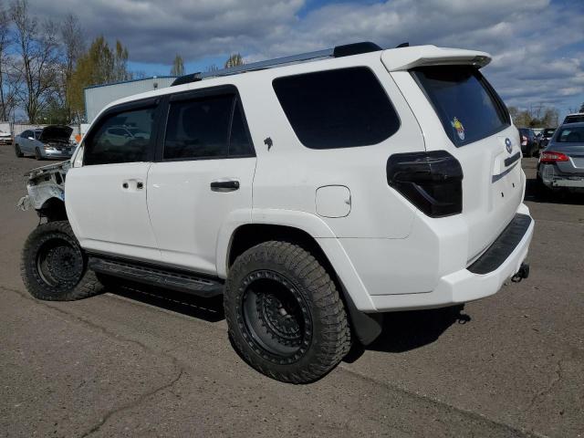 Photo 2 from auction – 2019 TOYOTA 4RUNNER SR with VIN JTEBU5JR1K5662971