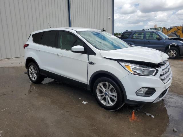 Photo 4 from auction – 2019 FORD ESCAPE with VIN 1FMCU0GD4KUB30333