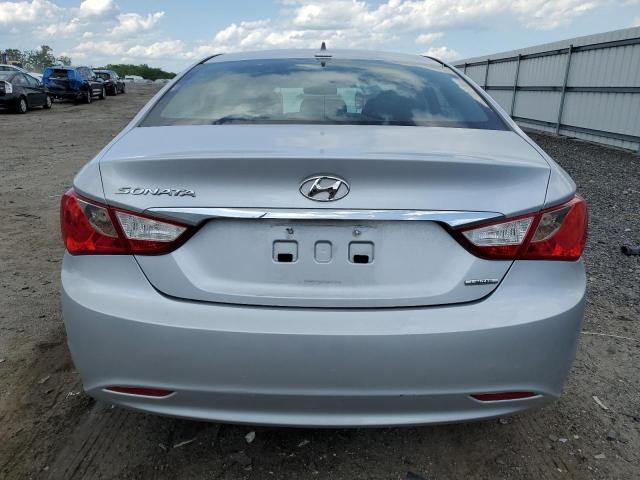 Photo 6 from auction – 2013 HYUNDAI SONATA SE with VIN 5NPEC4AC0DH607215