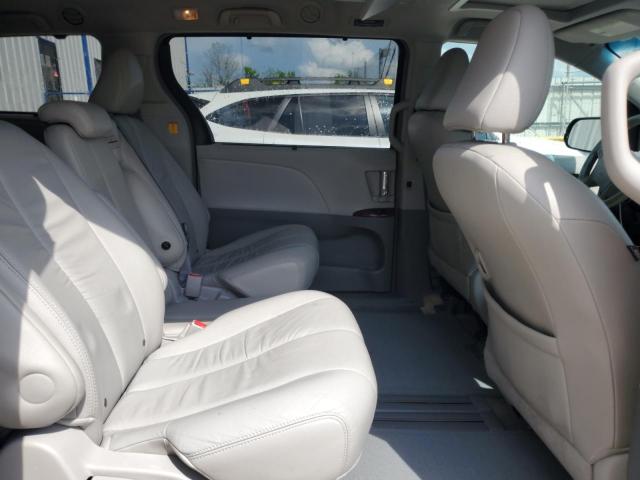 Photo 11 from auction – 2011 TOYOTA SIENNA XLE with VIN 5TDYK3DC4BS115025