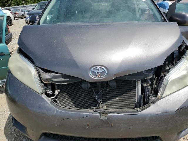 Photo 12 from auction – 2012 TOYOTA SIENNA XLE with VIN 5TDYK3DC1CS259052