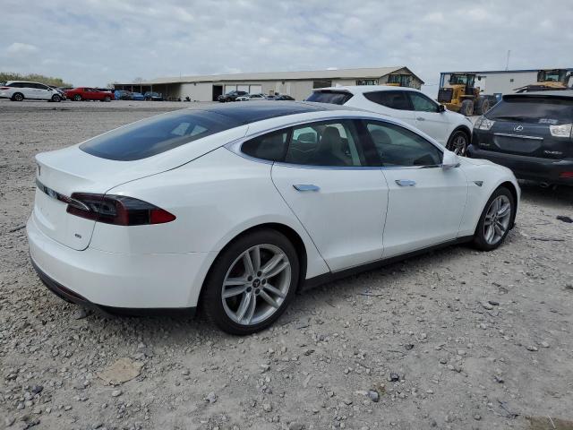 Снимка 3 от търг – 2014 TESLA MODEL S с VIN 5YJSA1S11EFP32051