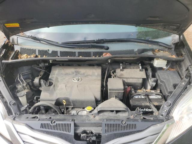 Photo 12 from auction – 2013 TOYOTA SIENNA XLE with VIN 5TDYK3DC7DS351042