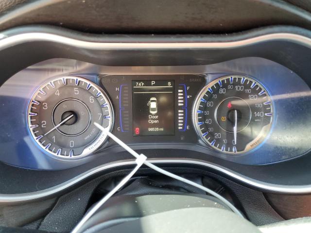 Photo 9 from auction – 2015 CHRYSLER 200 LIMITE with VIN 1C3CCCAB2FN667576