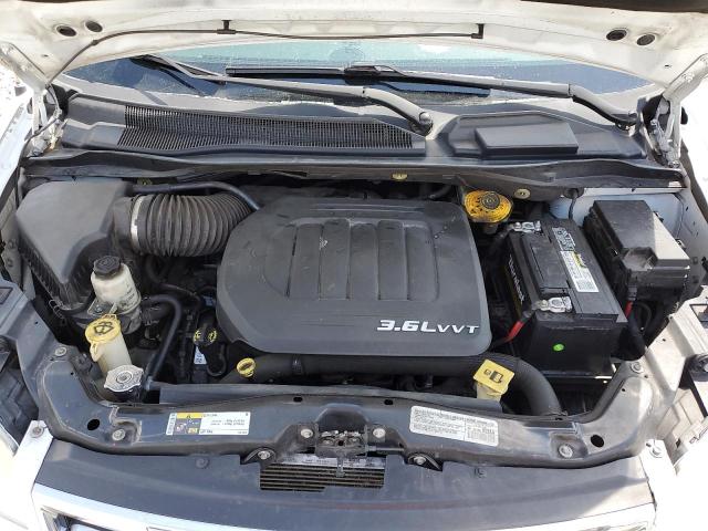 Photo 12 from auction – 2014 CHRYSLER TOWN & COU with VIN 2C4RC1BG2ER449076
