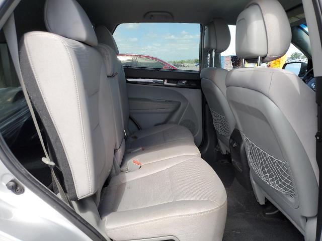 Photo 11 from auction – 2015 KIA SORENTO LX with VIN 5XYKT4A61FG640165